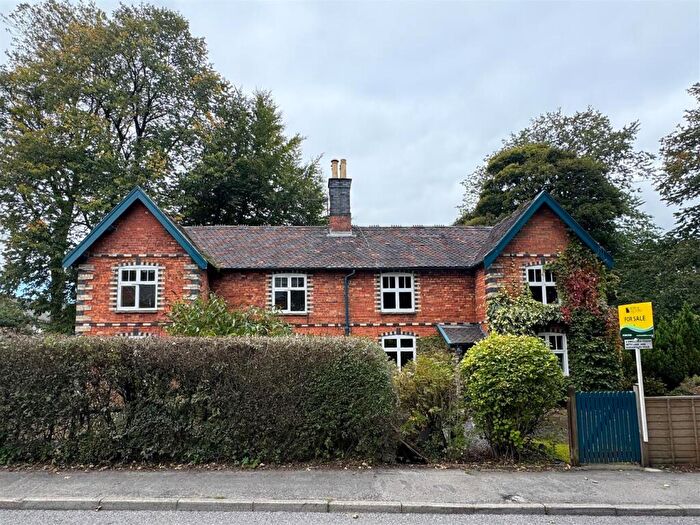 6 Bedroom Character Property For Sale In Macclesfield Road, Buxton, SK17
