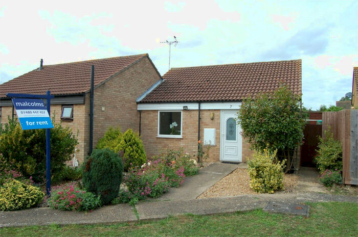 2 Bedroom Bungalow To Rent In The Leys, Sawtry, Huntingdon, PE28