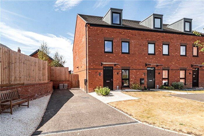4 Bedroom House For Sale In Lavender Way, Daventry, Northamptonshire, NN11