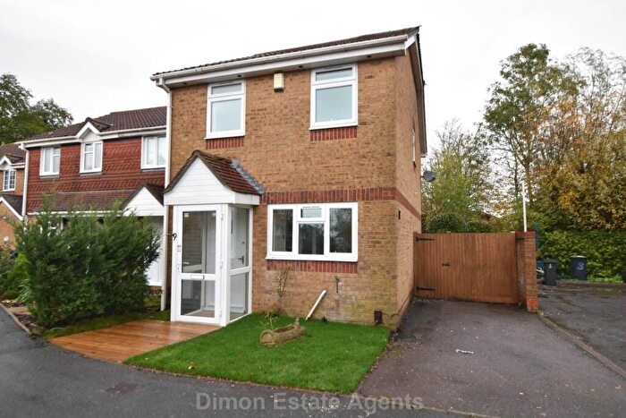 3 Bedroom End Of Terrace House For Sale In Madison Close, Rowner, PO13