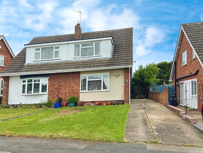 3 Bedroom Semi-Detached House For Sale In Pensilva Close, Wigston, LE18