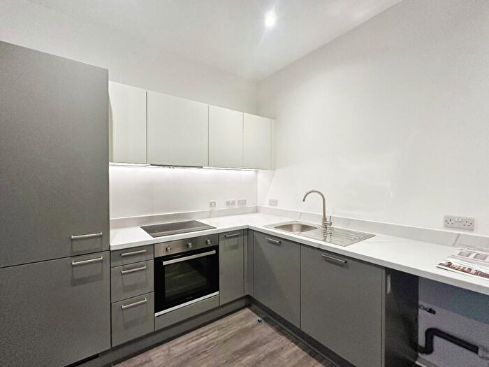 2 Bedroom Flat To Rent In Cotton Gardens, Bolton, Greater Manchester, BL1