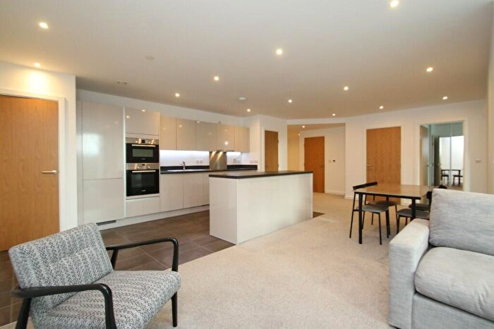 2 Bedroom Apartment To Rent In Sutton Plaza, Sutton, Surrey, SM1