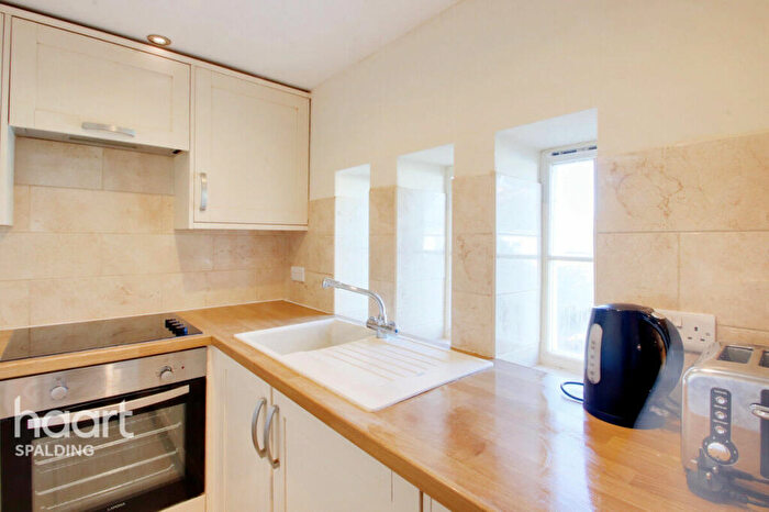 1 Bedroom Flat For Sale In Park Road, Holbeach, PE12