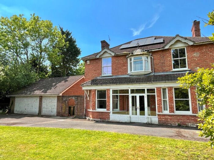 3 Bedroom Detached House For Sale In Stone Street, Stanford, Ashford, Kent, TN25