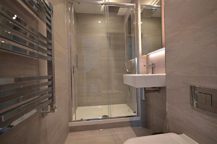 2 Bedroom Flat To Rent In Quarrion House, Colindale, London, NW9