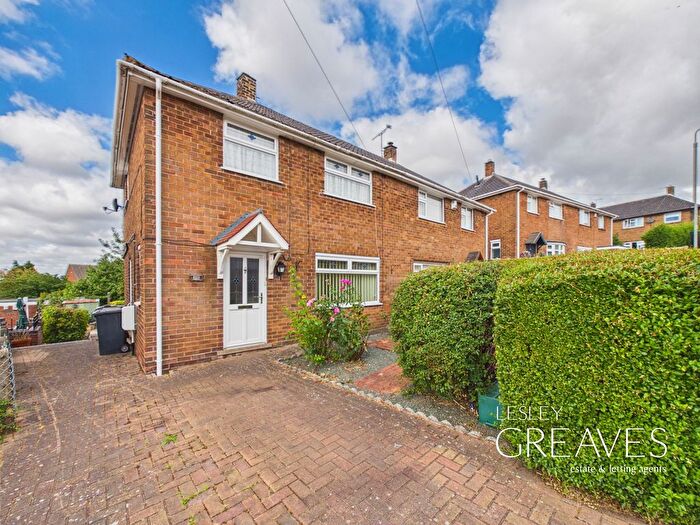 3 Bedroom Semi-Detached House For Sale In Hawthorn Crescent, Arnold, Nottingham, NG5