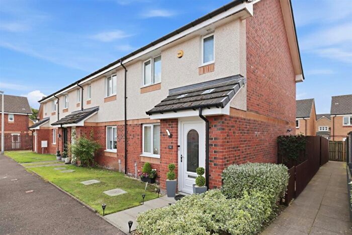 3 Bedroom End Of Terrace House For Sale In Gatehead Drive, Dungarvel, Bishopton, PA7
