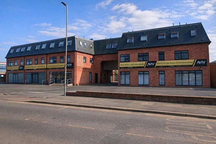 Studio To Rent In Addlestone, Surrey, KT15