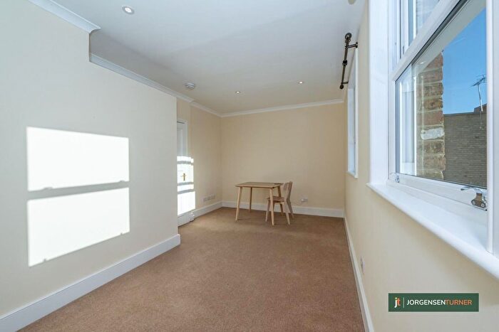 2 Bedroom Flat To Rent In Milson Road, Brook Green, London, W14