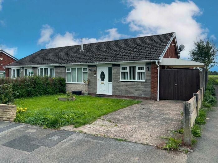 3 Bedroom Bungalow To Rent In Douglas Street, Atherton, M46