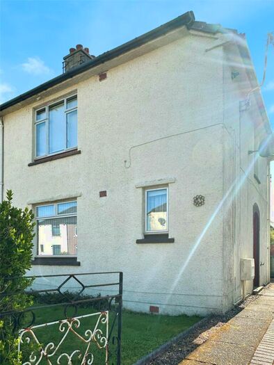3 Bedroom Semi-Detached House To Rent In Stark Avenue, Camelon, Falkirk, FK1