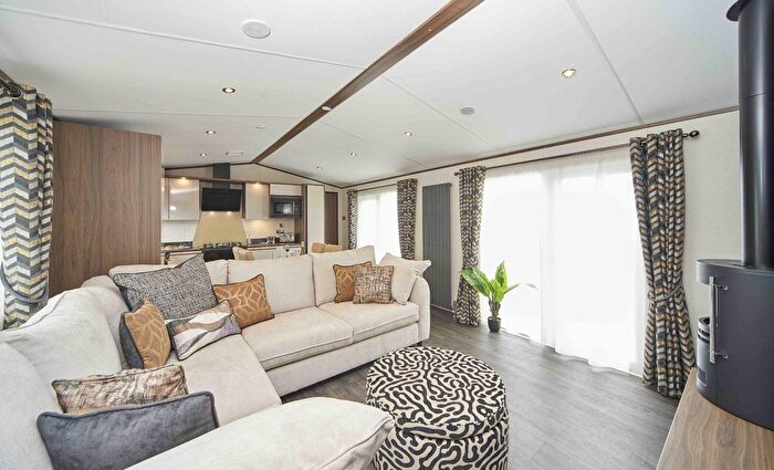 2 Bedroom Lodge For Sale In Tedburn St. Mary, Exeter, EX6