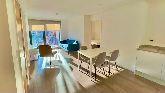 2 Bedroom Apartment To Rent In Traffic Street, Nottingham, NG2