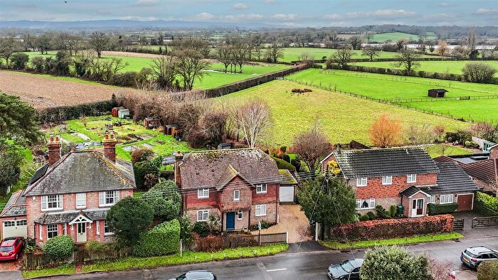 4 Bedroom Detached House For Sale In Station Road, Isfield, Uckfield, TN22