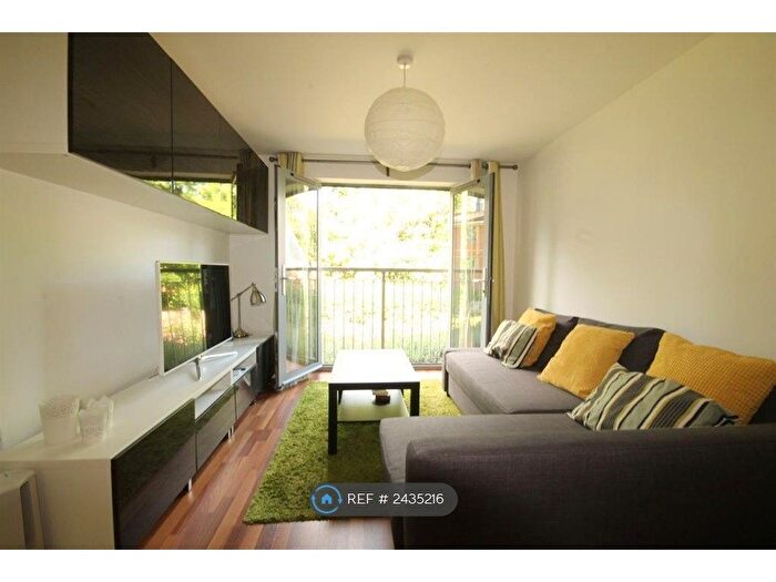 1 Bedroom Flat To Rent In Longley House, York, YO31