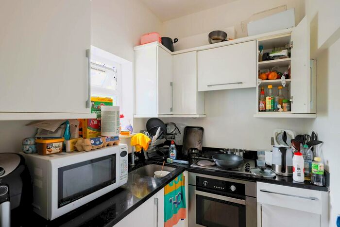 2 Bedroom Flat To Rent In Marlborough Road, Holloway, London, N19