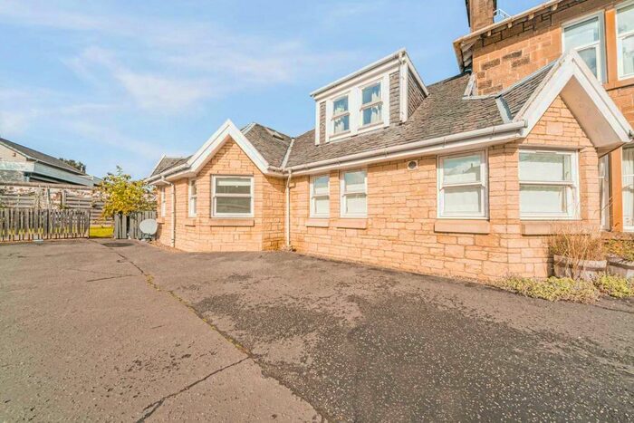 1 Bedroom Flat To Rent In Langside Drive, Shawlands, G43