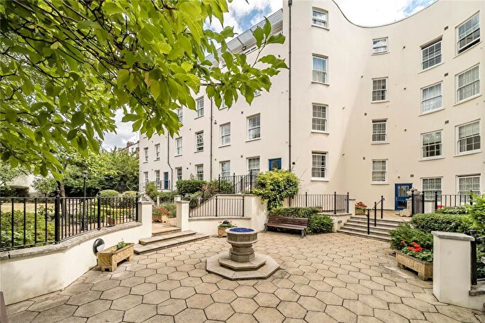 2 Bedroom Apartment For Sale In Wellington Place, London Road, Cheltenham, GL52