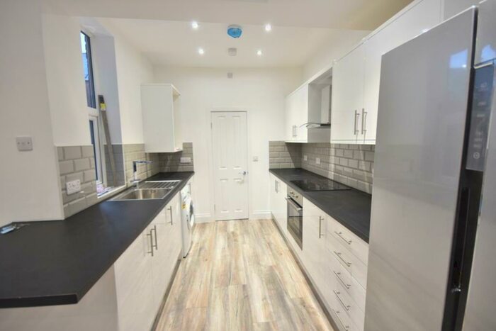 2 Bedroom Flat To Rent In Cavendish Road, Jesmond, NE2