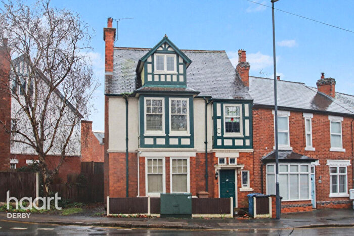 3 Bedroom Semi-Detached House To Rent In Mansfield Road, Derby, DE1