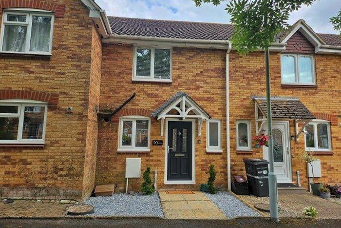 2 Bedroom Property To Rent In The Acres, Martock, TA12