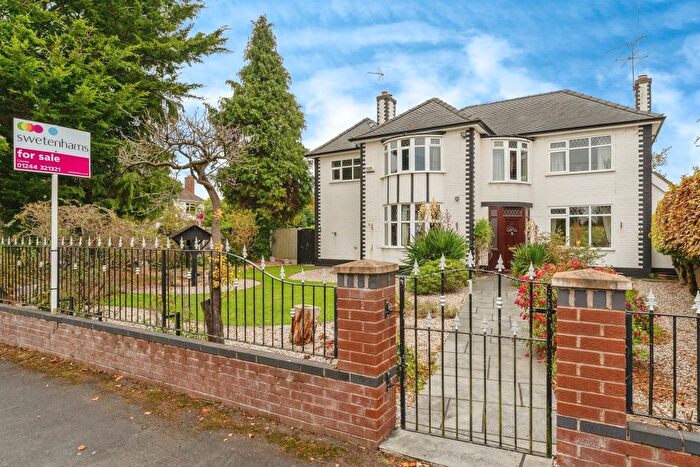 5 Bedroom Detached House For Sale In Daleside, Chester, CH2