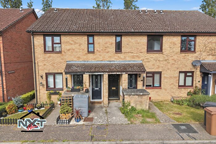 2 Bedroom Flat To Rent In Tugby Place, Chelmsford, Essex, CM1