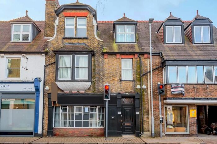 1 Bedroom Flat To Rent In Church Street, Rickmansworth, WD3