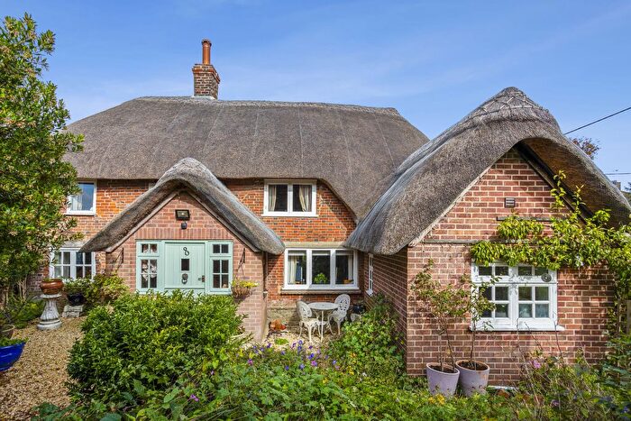 3 Bedroom Detached House For Sale In Alton Barnes, Marlborough, SN8