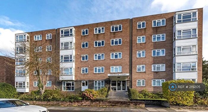 2 Bedroom Flat To Rent In Stratton Court, Surbiton, KT6