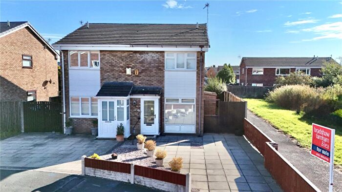 2 Bedroom Semi-Detached House For Sale In Thornley Road, Saughall Massie, Wirral, CH46