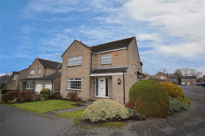 4 Bedroom Detached House To Rent In St. Helens Avenue, Adel, Leeds, LS16