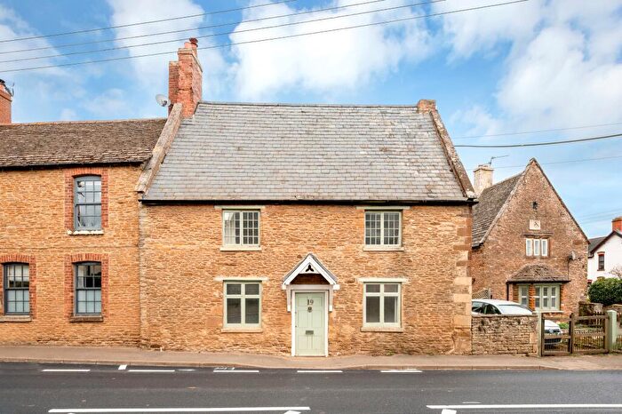 3 Bedroom Character Property For Sale In Main Road, Glaston, LE15