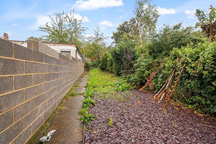 1 Bedroom Flat To Rent In Highfield Road, Dartford, Kent, DA1