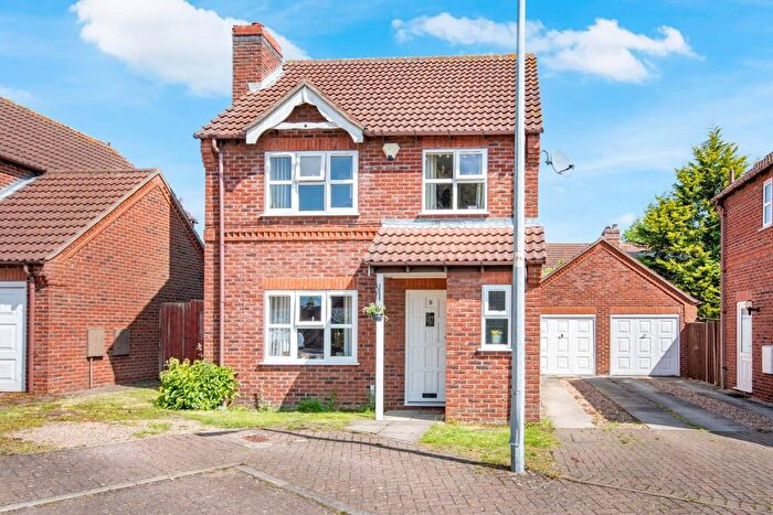 3 Bedroom Detached House For Sale In Stretton Close, Sturton By Stow, Lincoln, LN1
