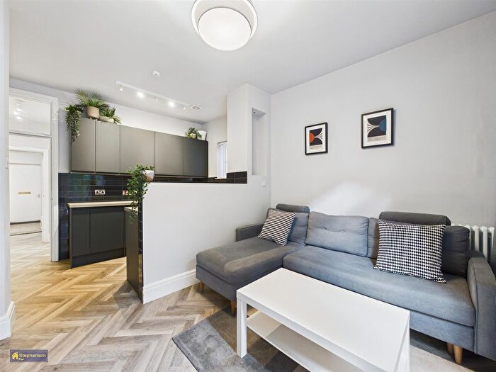 1 Bedroom Flat To Rent In The Avenue, Bishop Lane, Hull, HU1