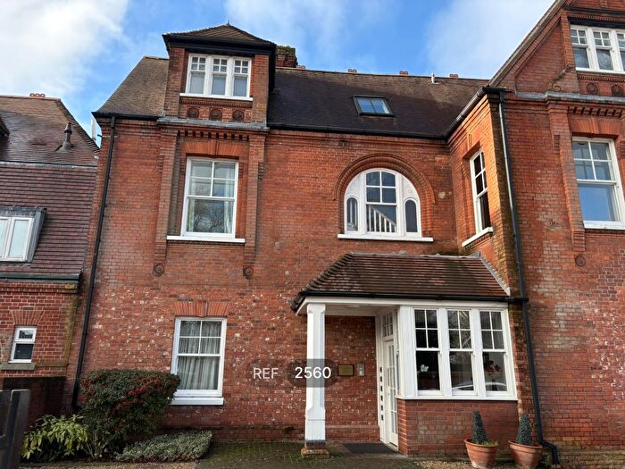 2 Bedroom Flat To Rent In Henley Road, Ipswich, IP1