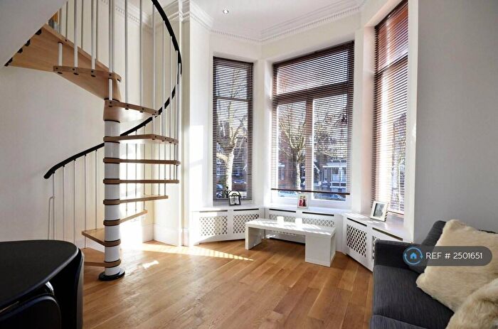 Studio To Rent In Fitzjohn's Avenue, London, NW3