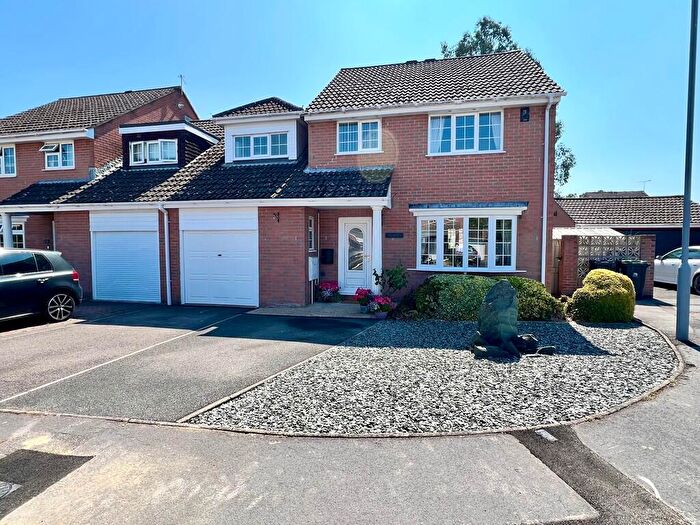 4 Bedroom Semi Detached House For Sale In Teasel Way, West Moors, Ferndown, BH22