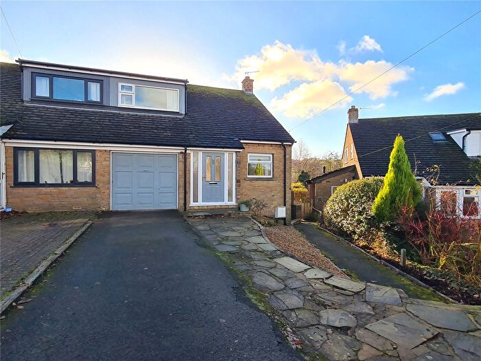 3 Bedroom Semi-Detached House For Sale In Lee Head, Charlesworth, Glossop, Derbyshire, SK13