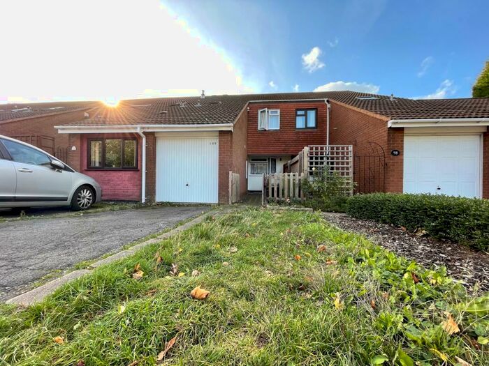 3 Bedroom House To Rent In Crosslands, Stantonbury, Milton Keynes, MK14