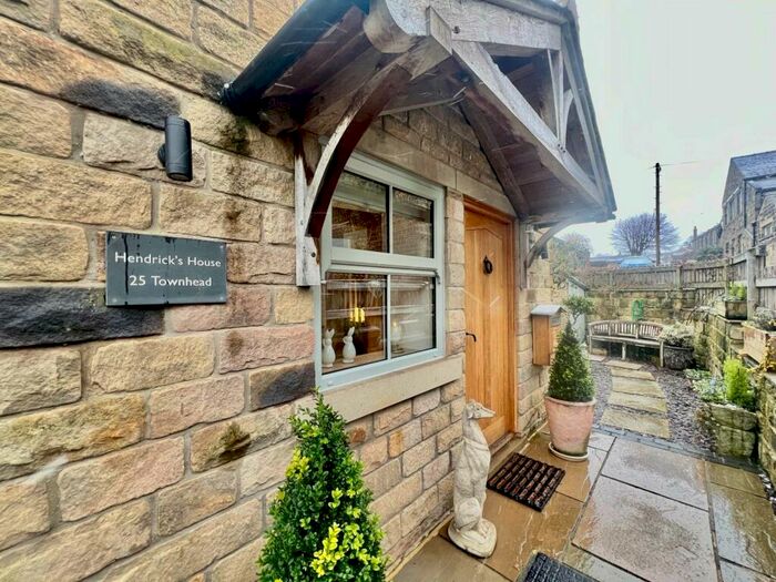 2 Bedroom Detached House To Rent In Town Head, Silsden, Keighley, West Yorkshire, BD20