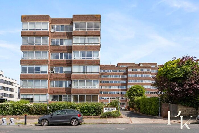 3 Bedroom Flat To Rent In Eaton Road, Hove, BN3