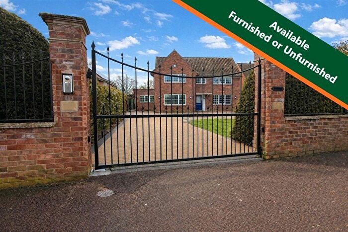 3 Bedroom Detached House To Rent In Eaton Road, NR4