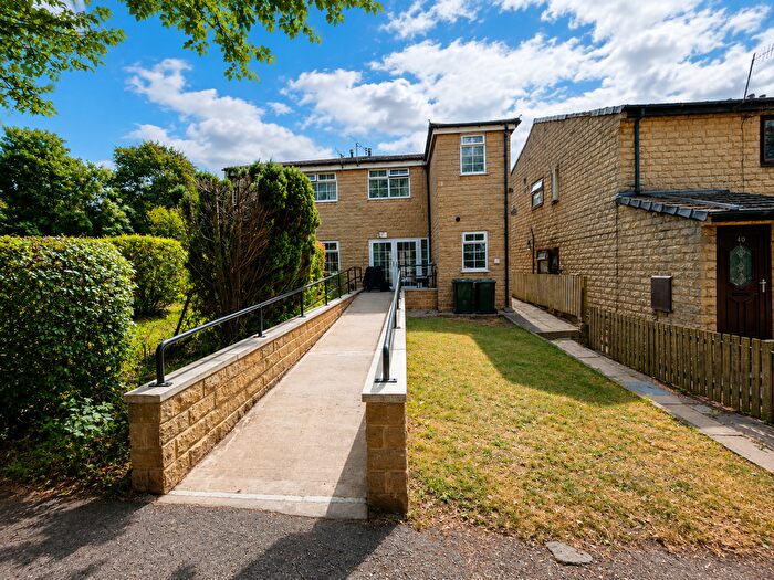 3 Bedroom Terraced House To Rent In Harrogate Terrace, Bradford, BD3