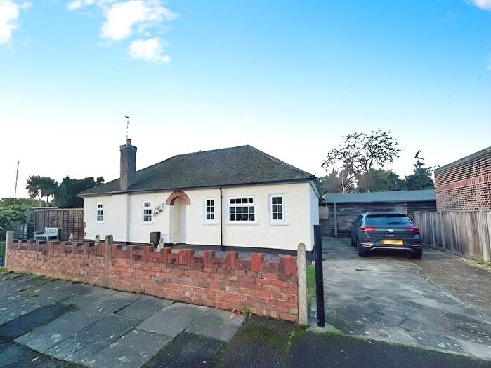 2 Bedroom Bungalow To Rent In Staines Road West, Ashford, Surrey, TW15