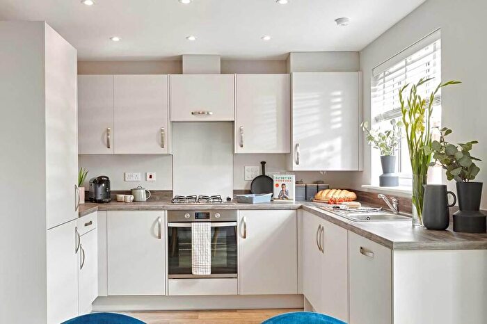 3 Bedroom End Of Terrace House For Sale In Meadow Lane, Shirebrook, NG20