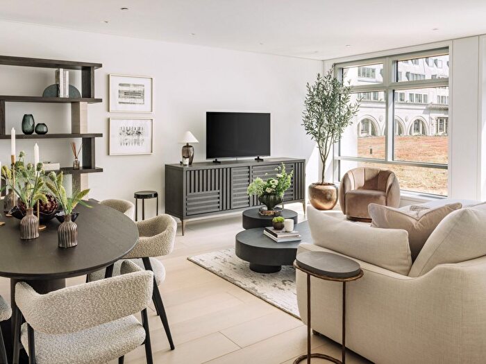 2 Bedroom Flat For Sale In Centre Point Residences, New Oxford Street, West End, London, WC1A