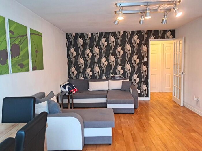 2 Bedroom Flat To Rent In Colgate Place, EN3